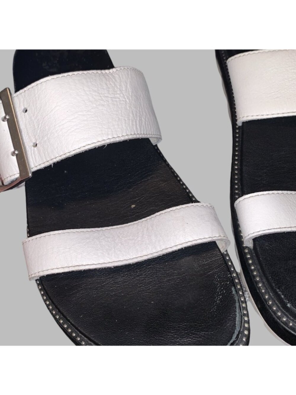 Sorel Roaming Buckle Slide Sandals Women's 10 Black And White Comfort Summer - Picture 2 of 7